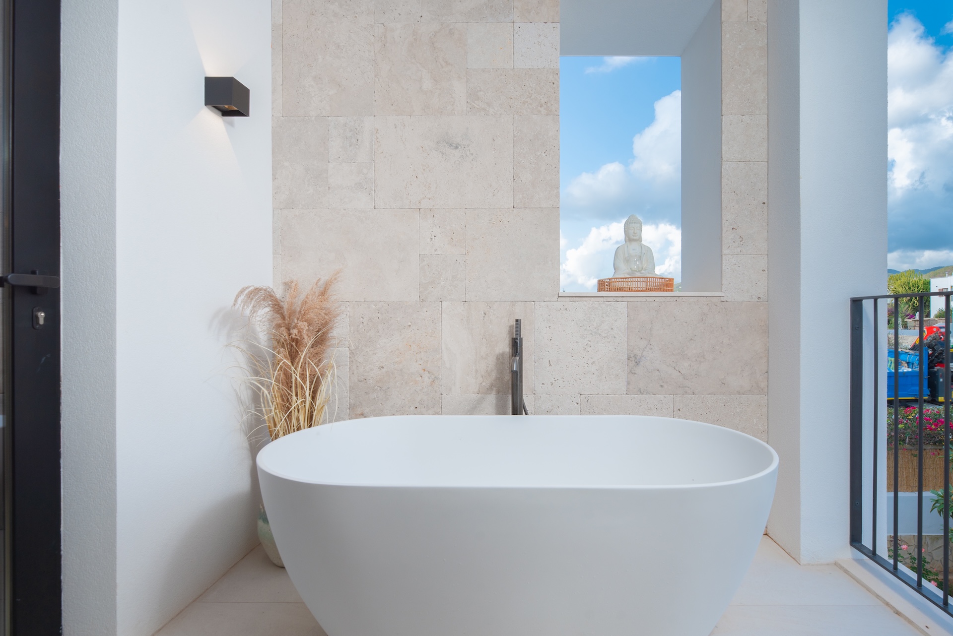 Resa Estates Ibiza can pep villa sale koop modern tub.jpg